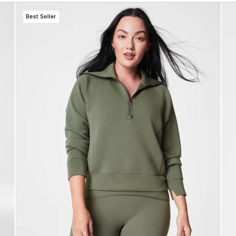 SPANX® AirEssentials
Half Zip. Clover / XL (pants also listed separately)